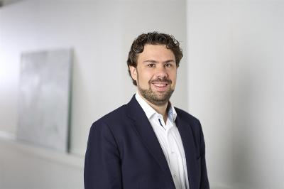 &copy; JONAS NEFZGER